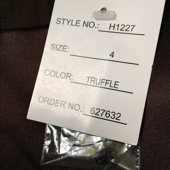 David’s Bridal Truffle Flower Girl’s Dress Size 4 - Picture 9 of 13